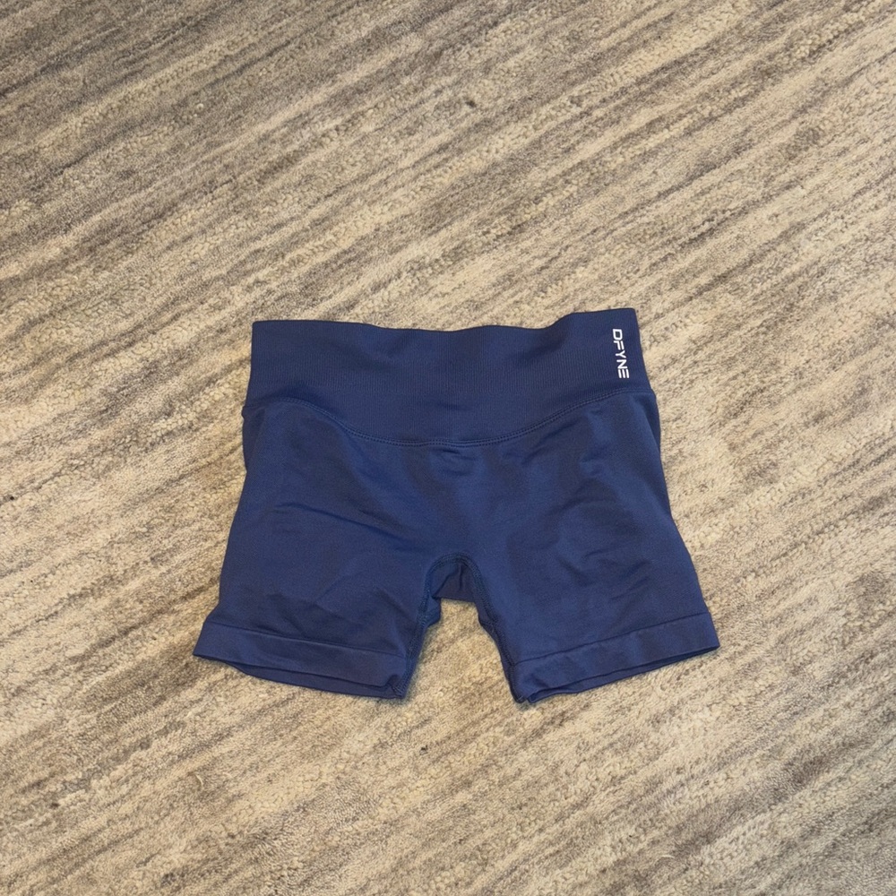 DFYNE SHORTS